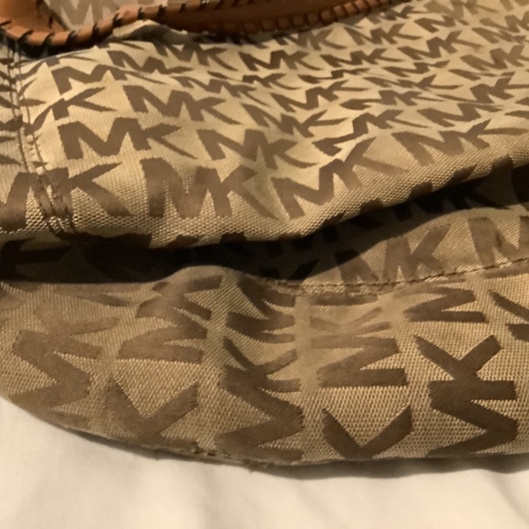 Micheal Kors bag - Picture 5 of 5